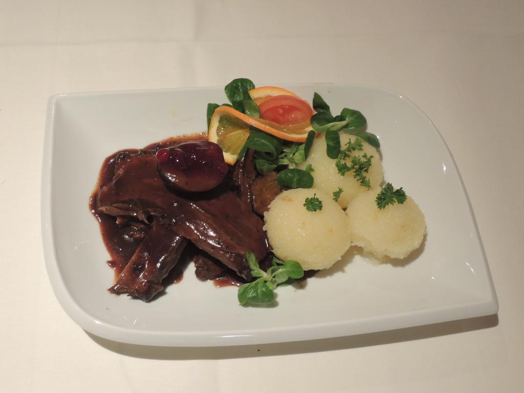 Hotel & Restaurant Beckmanns Winzerhaus Urbar  Eksteriør billede